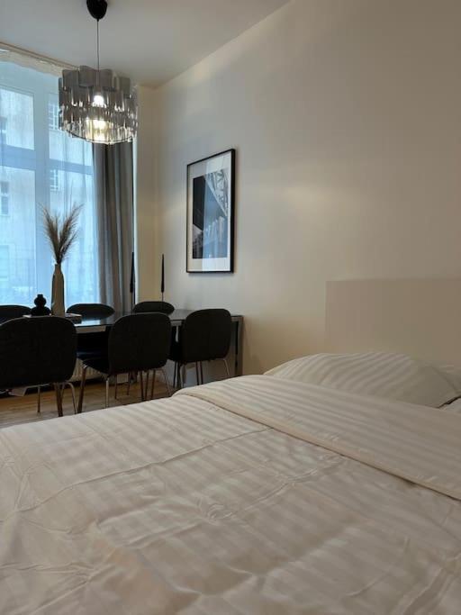 Modernes 2 Zimmer Apartment Берлин Экстерьер фото