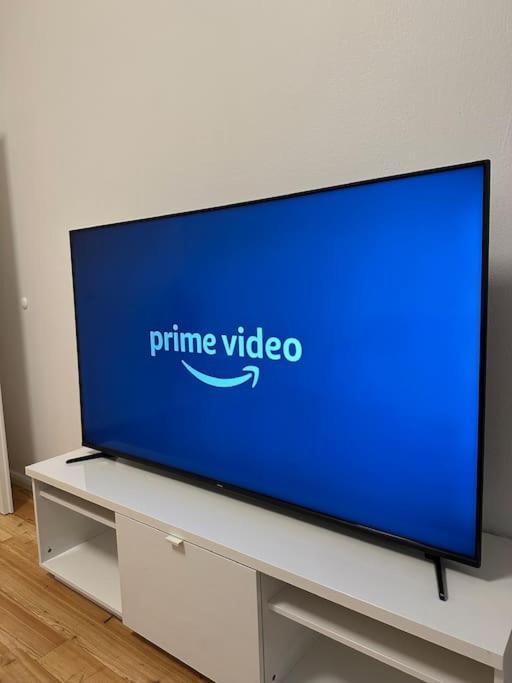 Modernes 2 Zimmer Apartment Берлин Экстерьер фото