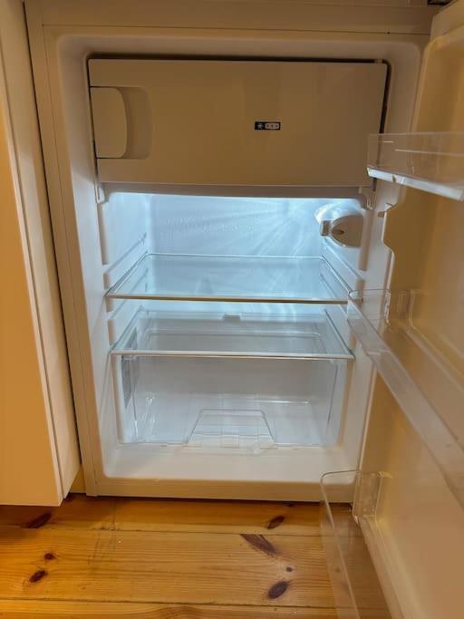 Modernes 2 Zimmer Apartment Берлин Экстерьер фото