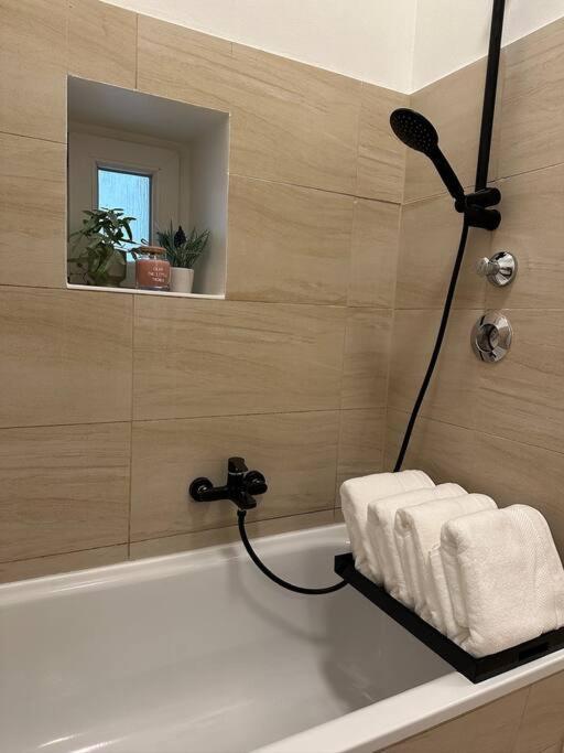 Modernes 2 Zimmer Apartment Берлин Экстерьер фото