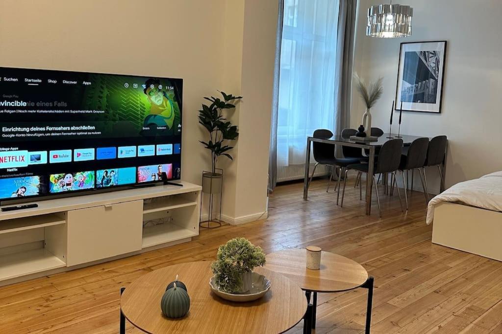 Modernes 2 Zimmer Apartment Берлин Экстерьер фото